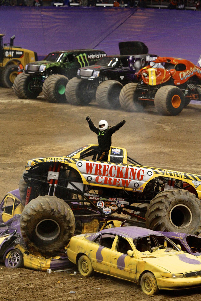 MONSTER JAM 2014
