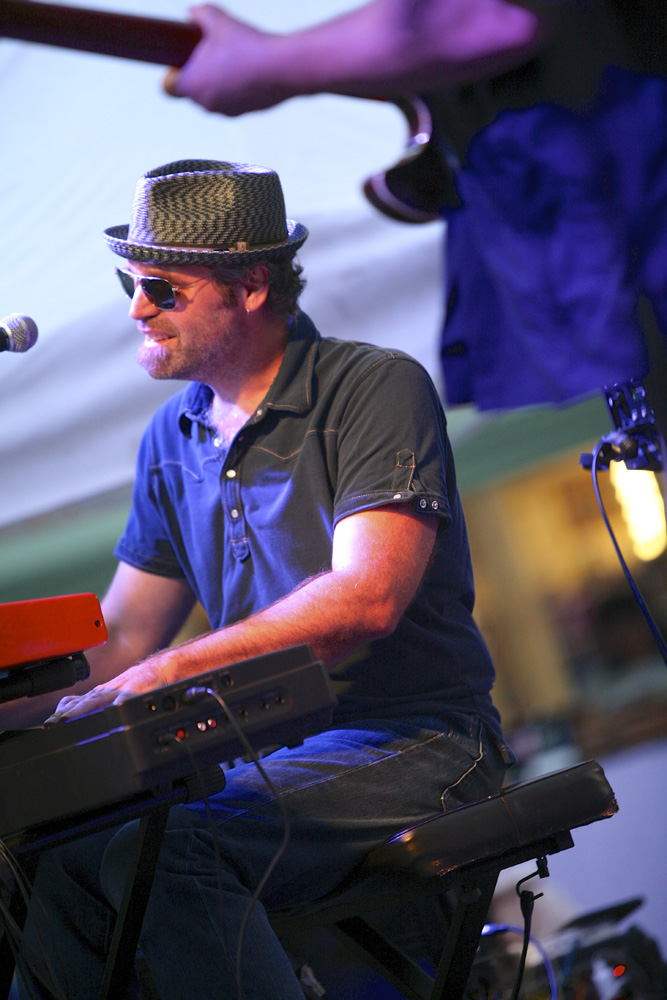 Los Blancos at Stage of Nations Blue Rain EcoFest 2014. Mark Nanni | Michael Davis Photo