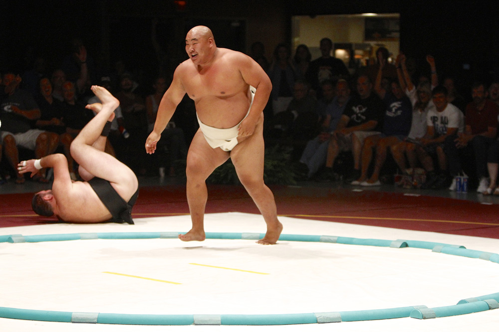 Sumo Wrestling at the Turning Stone Casino | Michael Davis Photo