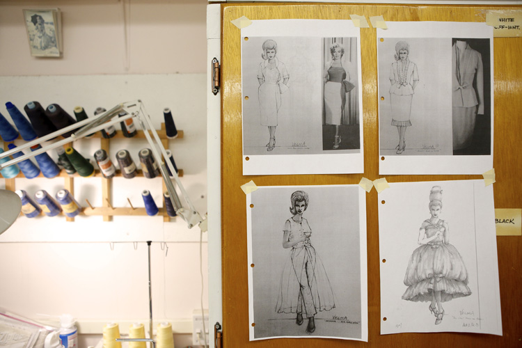 HAIRSRAY - wigs, etc. backstage