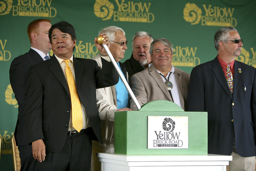 Yellow Brick Road Casino opening. Michael Davis Photo | Syracuse New Times