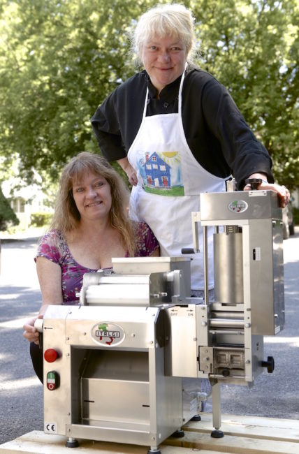 PASTIFICO - Michelle (lft0 and Jennifer take delivery of their new pasta machine