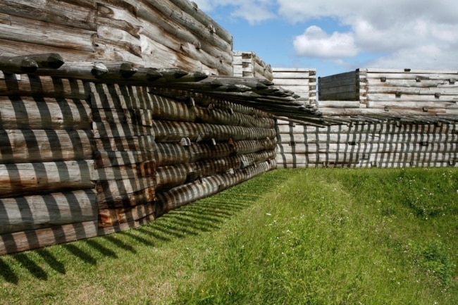A close-up shot of the outside-facing wall of Fort Stanwix. Sharpened wooden posts just out of the wall so enemies could not climb over.